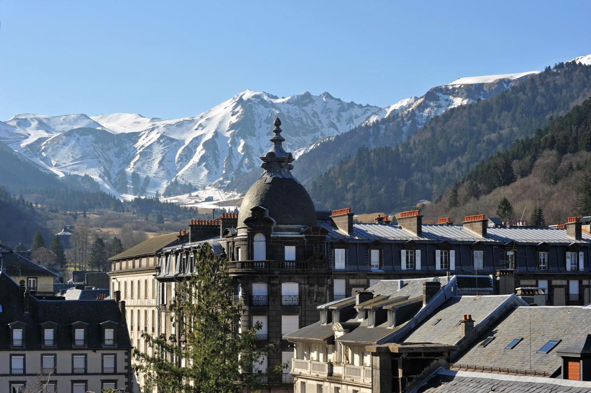 Hôtel de Russie Le Mont-Dore Buitenkant foto